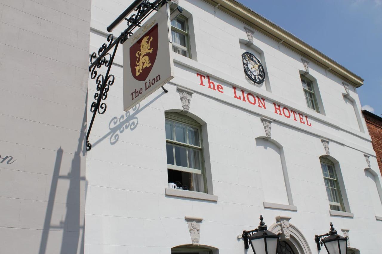 The Lion Hotel Brewood Bagian luar foto